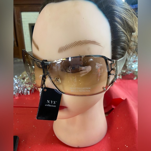 New Sunglasses with MAX UV Protection. By NYS Collections. - Picture 3 of 8
